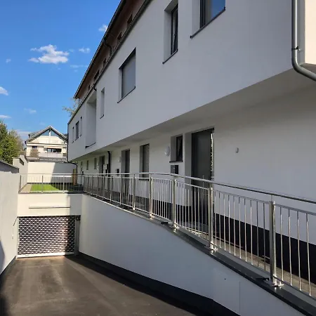 - Neualm Center Апартаменты