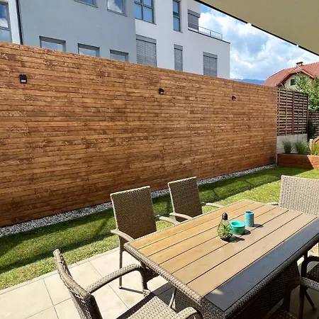 - Neualm Center שלאדמינג