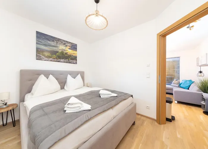 - Neualm Center Апартаменты Шладминг